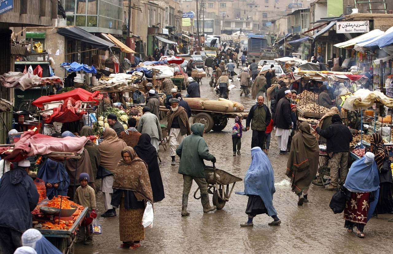 Afghanistan, town, city — Essential Gear: What to Wear for a Kayaking Adventure