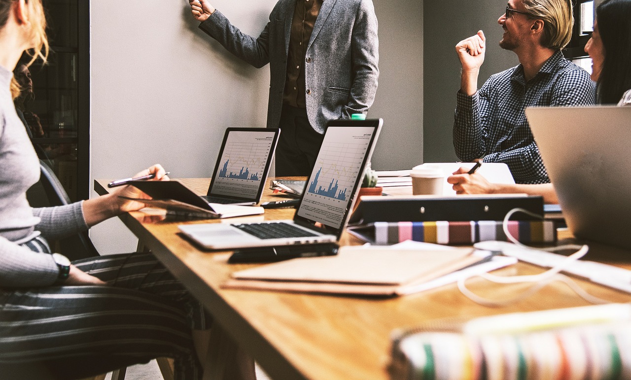 Job, office, team — Intern Abroad: How Global Internship Experiences Are Shaping Future Career Success