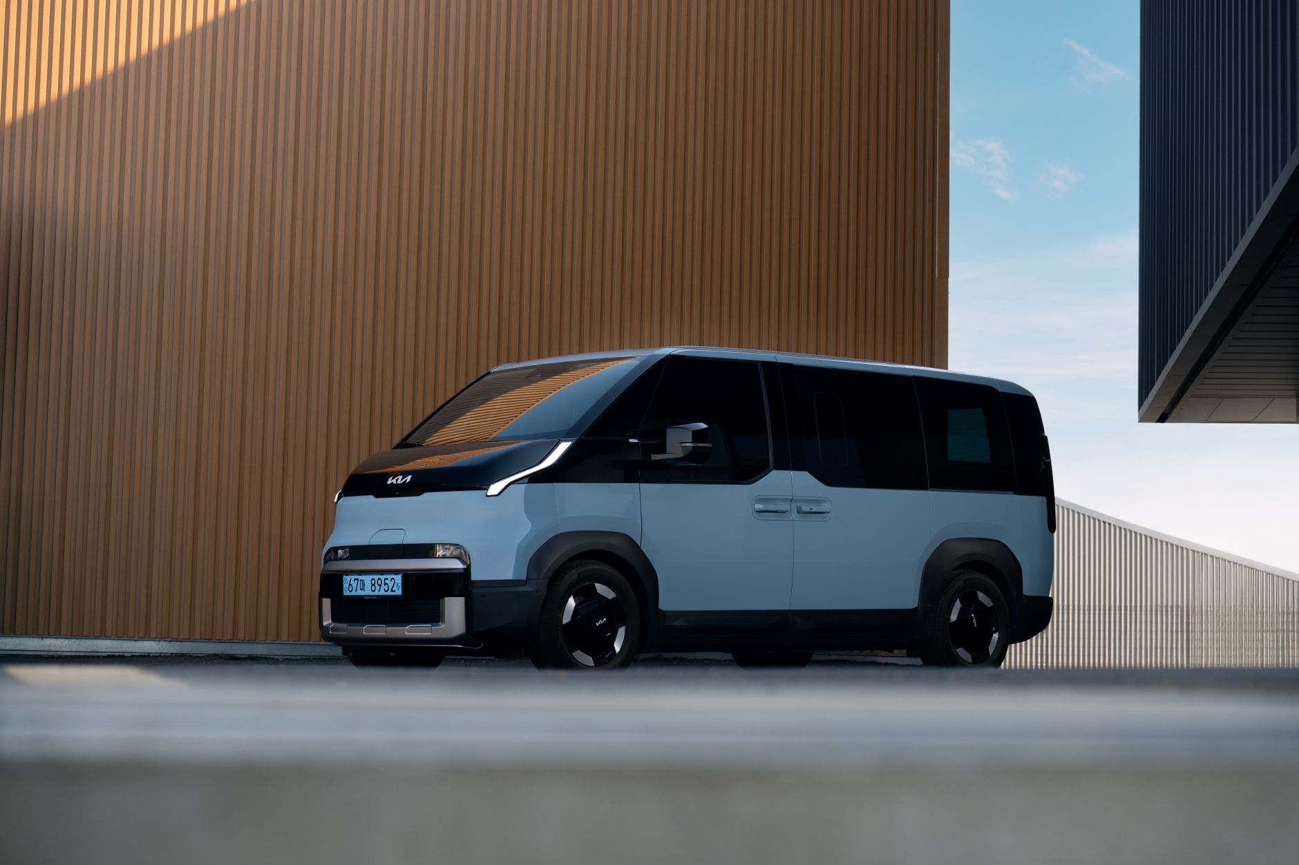 Kia PV7 Electric Van