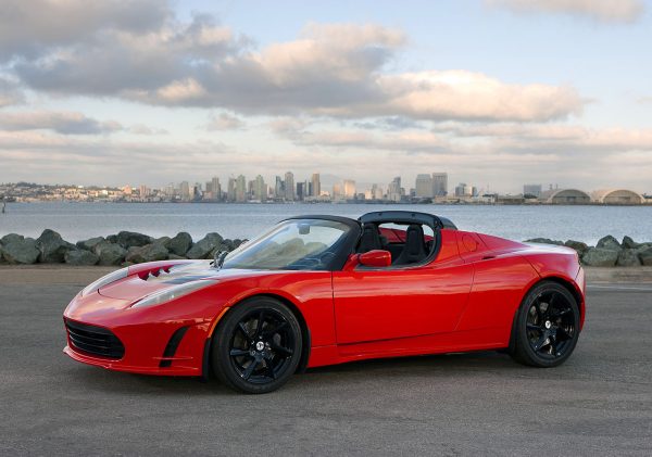 Tesla Roadster Reveal Date: Best News for Fans