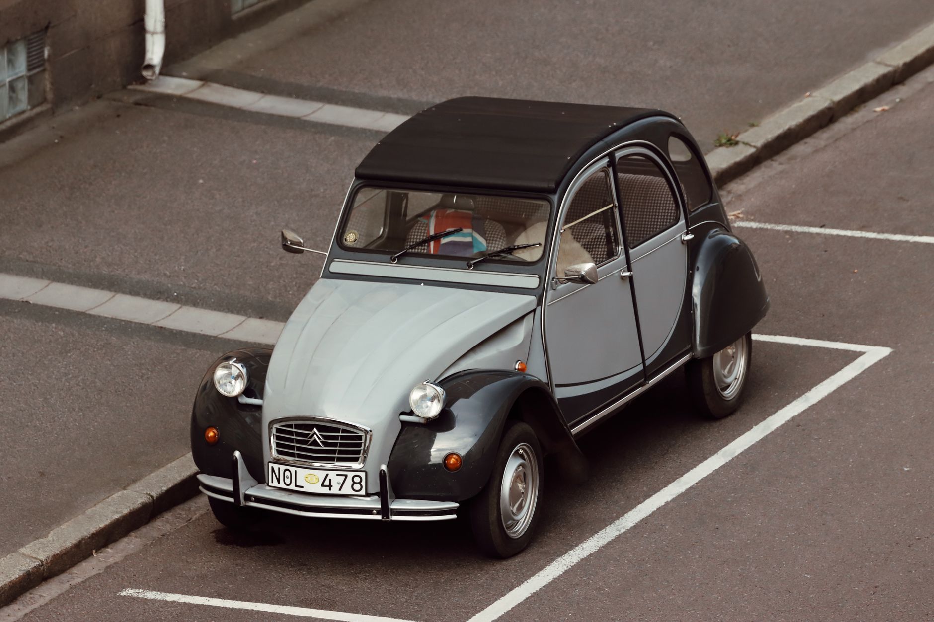 2 CV Concept EV