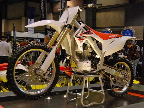 Honda XR300 Rally Launch: Best Features and Performance Insights